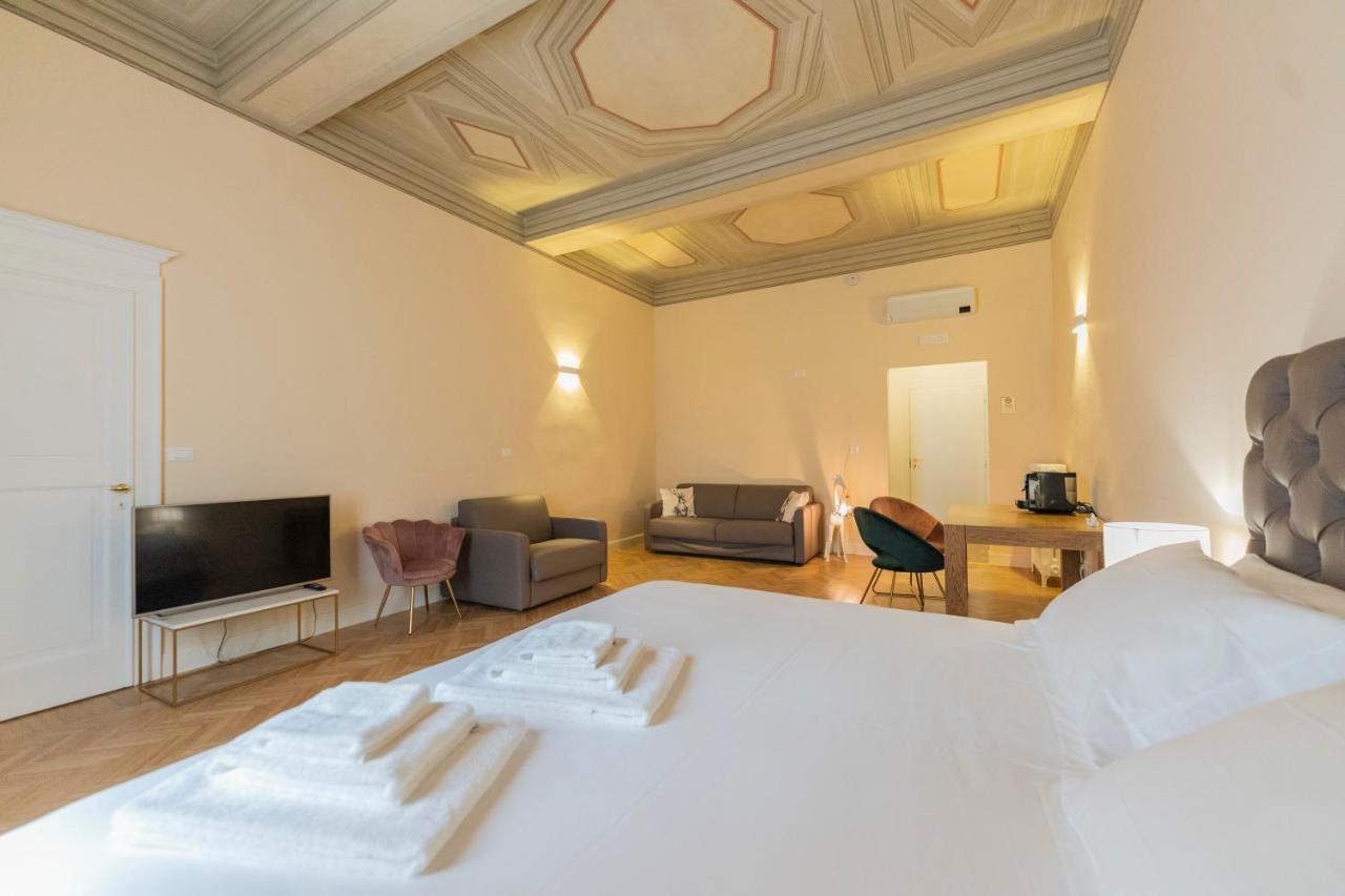 בולוניה Aldrovandi Luxury Suites And Apartment מראה חיצוני תמונה