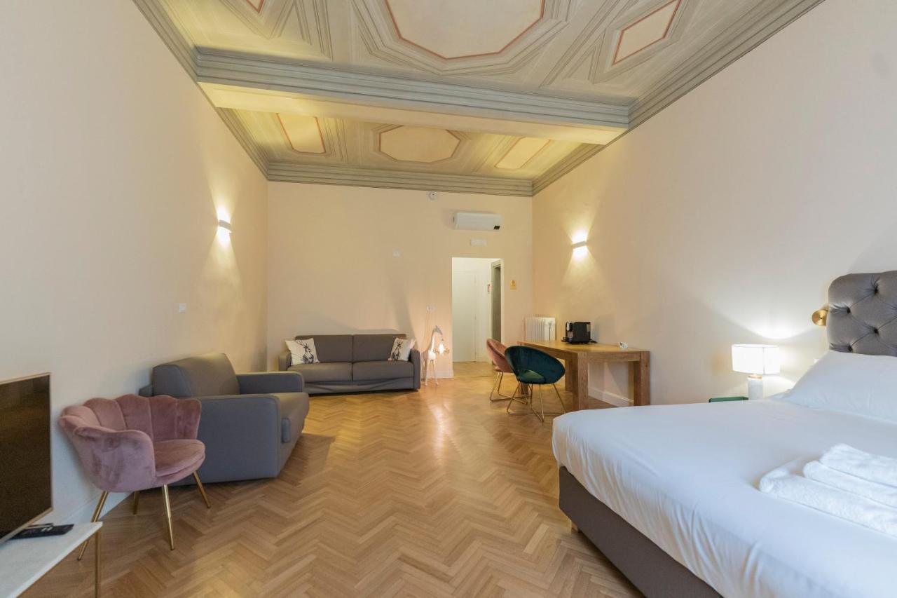 בולוניה Aldrovandi Luxury Suites And Apartment מראה חיצוני תמונה
