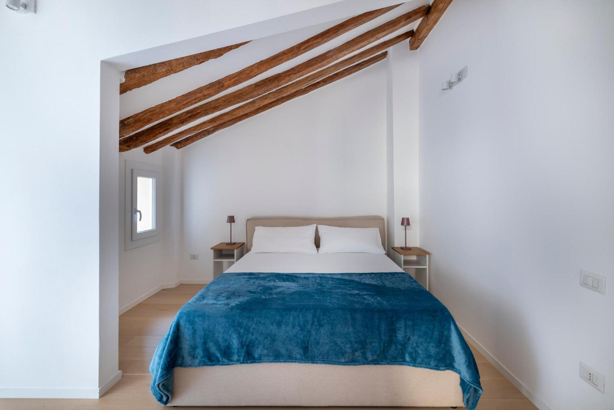 בולוניה Aldrovandi Luxury Suites And Apartment מראה חיצוני תמונה