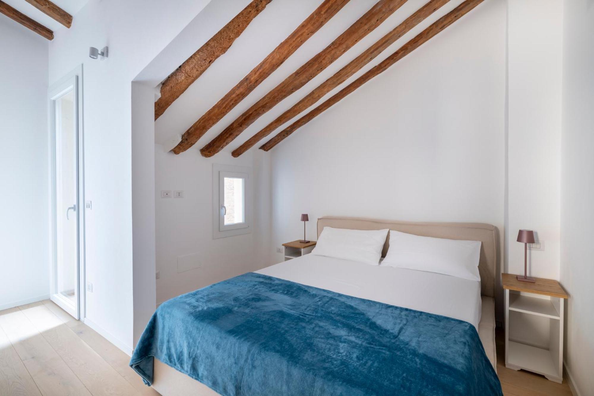 בולוניה Aldrovandi Luxury Suites And Apartment מראה חיצוני תמונה